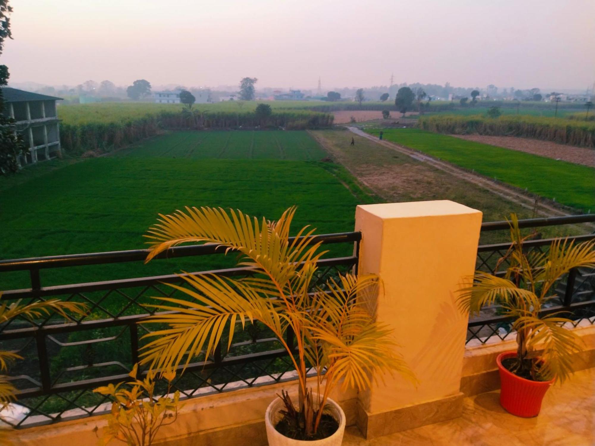 Airport Luxury Nature Homestay- Near Jolly Grant Airport Dehradun Doiwāla Zewnętrze zdjęcie